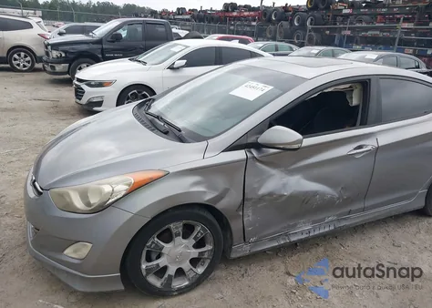 2013 Hyundai Elantra Limited z USA, uszkodzony, nr VIN KMHDH4AE2DU636554